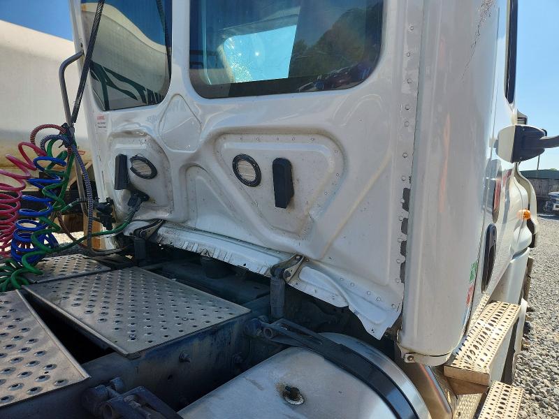 2019 Freightliner Cascadia 125 მანქანა იყიდება აუქციონზე, vin: 3AKJGEDR2KSKG5681, აუქციონის ნომერი: 50386736