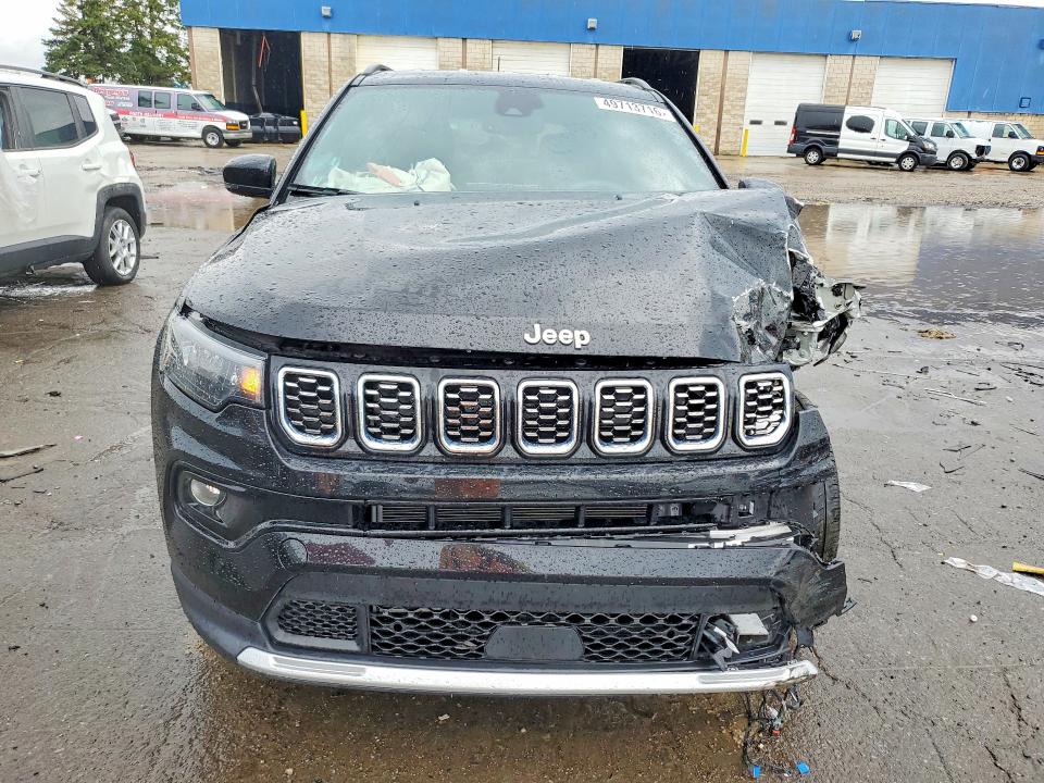49713716 :رقم المزاد ، 3C4NJDCN8RT106861 vin ، 2024 Jeep Compass مزاد بيع