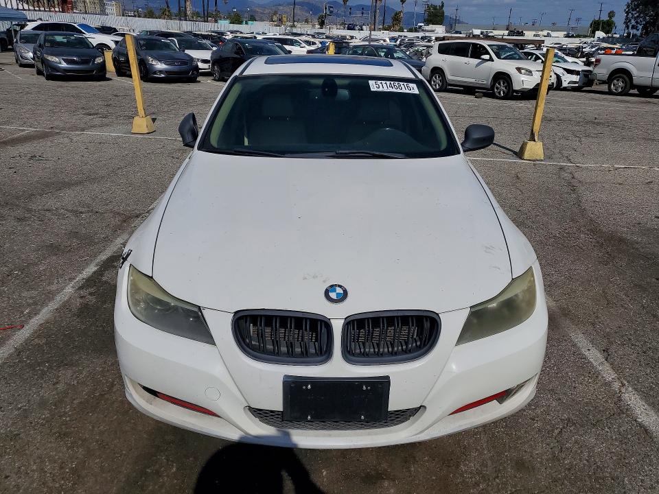 51146816 :رقم المزاد ، WBAPH5G52BNM80986 vin ، 2011 Bmw 328 مزاد بيع
