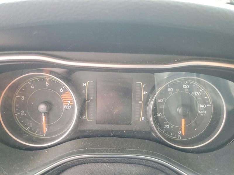 48515996 :رقم المزاد ، 1C4PJLLB7LD586218 vin ، 2020 Jeep Cherokee مزاد بيع