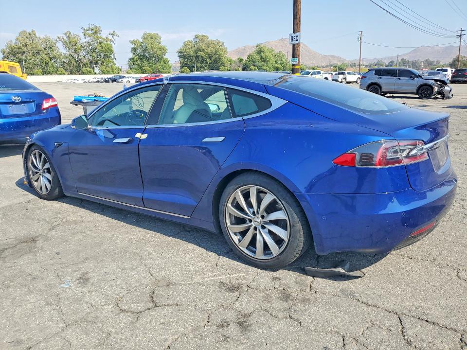 2020 Tesla Model S მანქანა იყიდება აუქციონზე, vin: 5YJSA1E22LF391454, აუქციონის ნომერი: 51459846