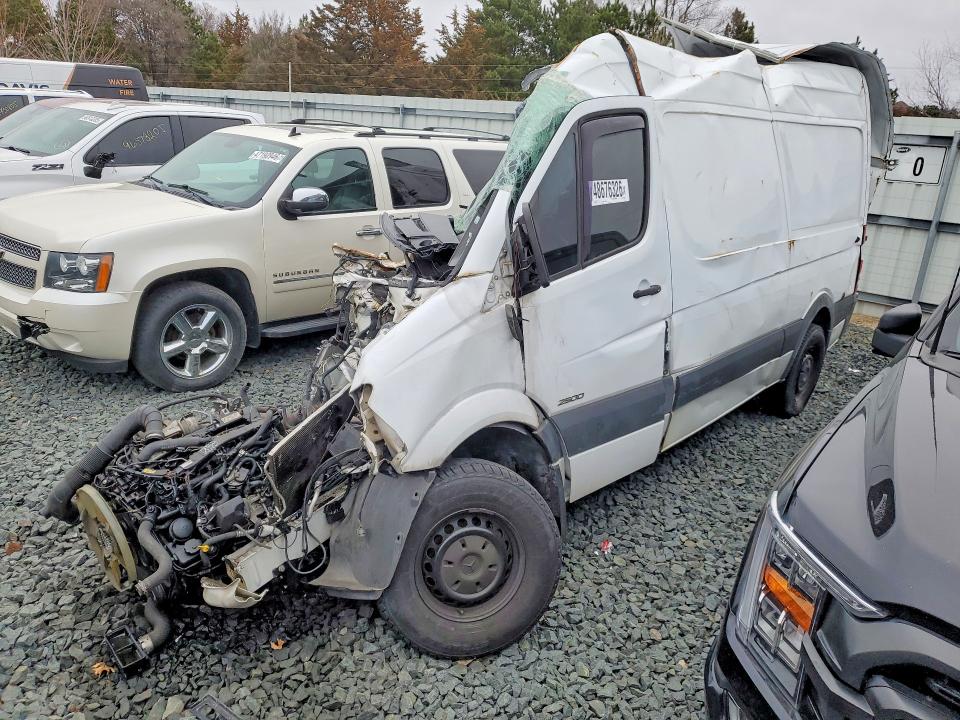 Auction sale of the 2016 Mercedes Benz Sprinter, vin: WD3PE7DD9GP280454, lot number: 48676326