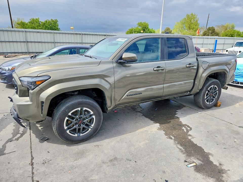 51316656 :رقم المزاد ، 3TMLB5JN1SM199591 vin ، 2025 Toyota Tacoma مزاد بيع