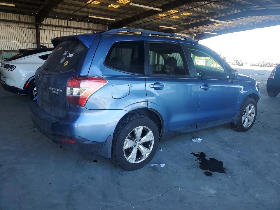48122176 :رقم المزاد ، JF2SJAKC0FH556016 vin ، 2015 Subaru Forester مزاد بيع