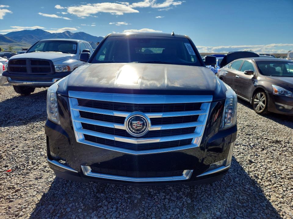 2015 Cadillac Escalade მანქანა იყიდება აუქციონზე, vin: 1GYS4JKJ4FR267021, აუქციონის ნომერი: 49860306