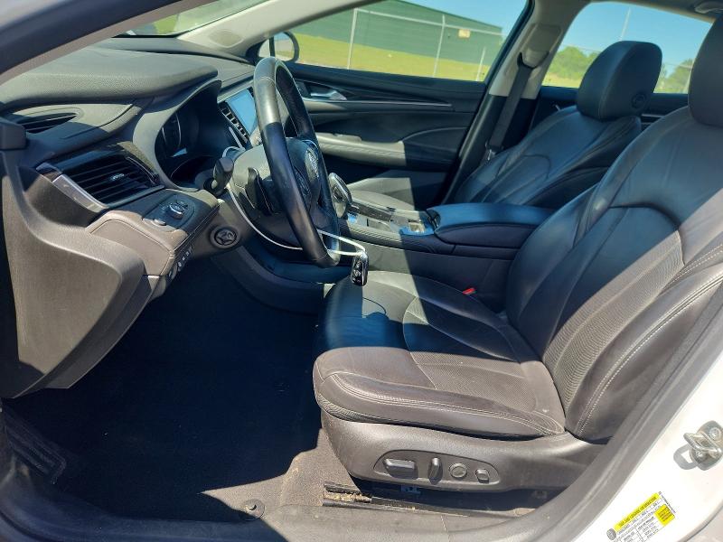 49160496 :رقم المزاد ، 1G4ZR5SS2HU153181 vin ، 2017 Buick Lacrosse مزاد بيع