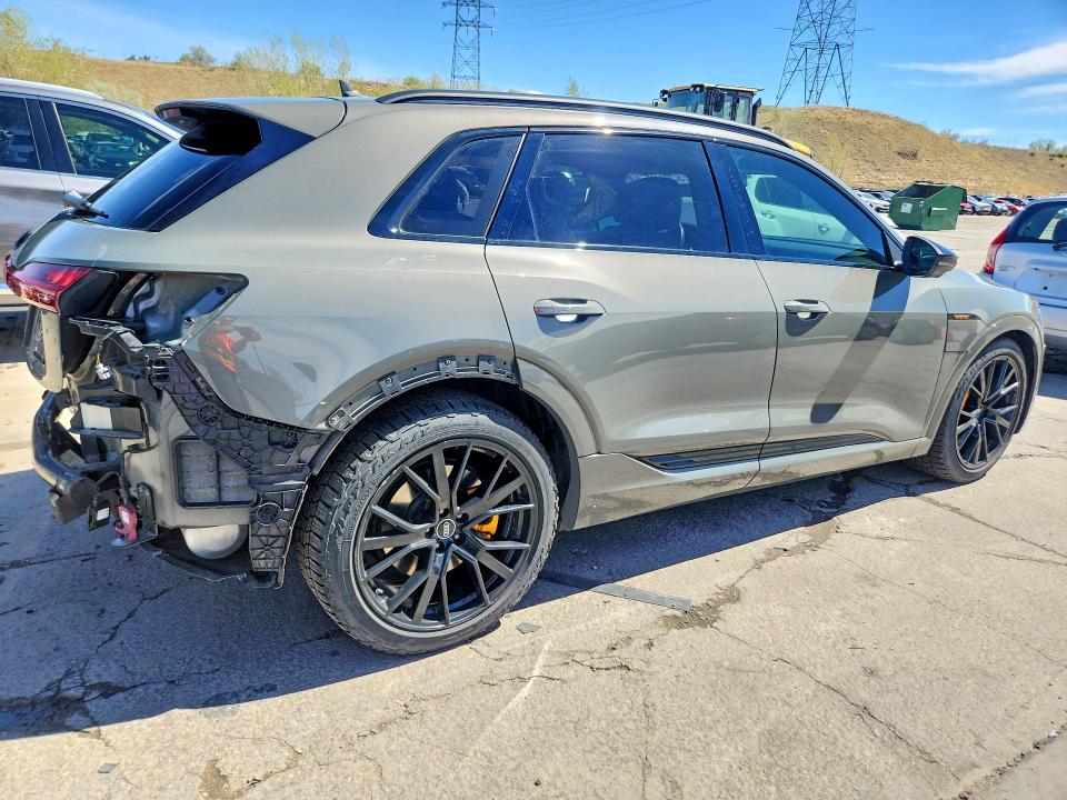 50192436 :رقم المزاد ، WA1VABGE9NB004960 vin ، 2022 Audi E-tron مزاد بيع