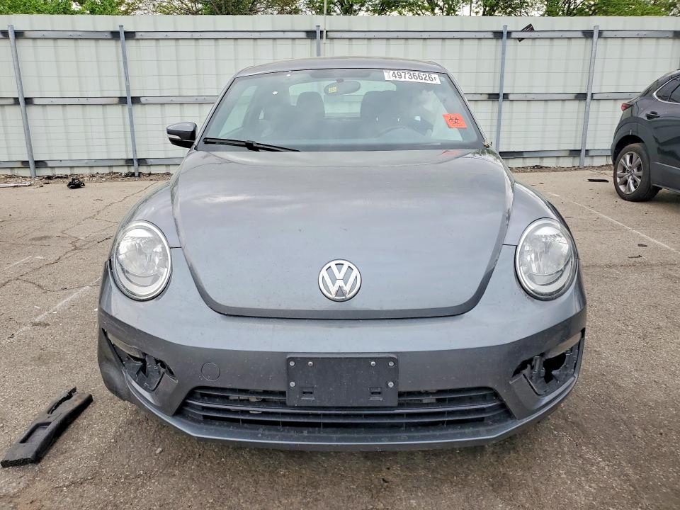 49736626 :رقم المزاد ، 3VWFD7AT6KM711800 vin ، 2019 Volkswagen Beetle مزاد بيع