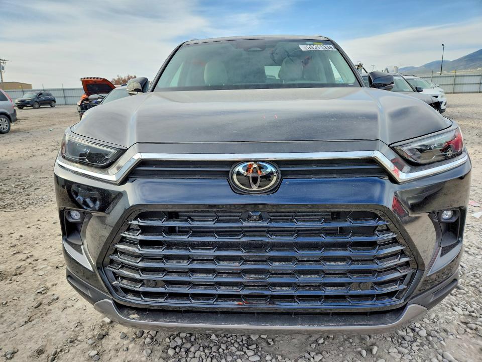 50311336 :رقم المزاد ، 5TDAAAB52SS104067 vin ، 2025 Toyota Grand Highlander مزاد بيع