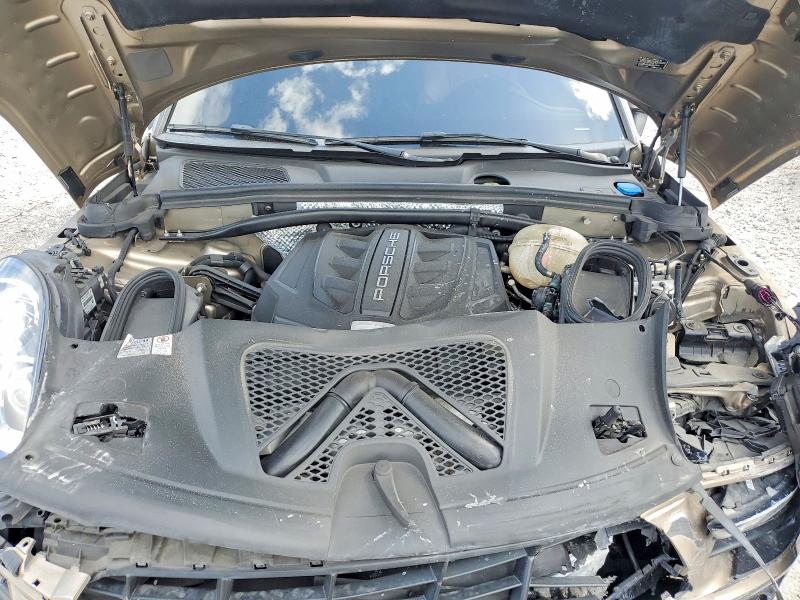 50792336 :رقم المزاد ، WP1AB2A54JLB35548 vin ، 2018 Porsche Macan مزاد بيع