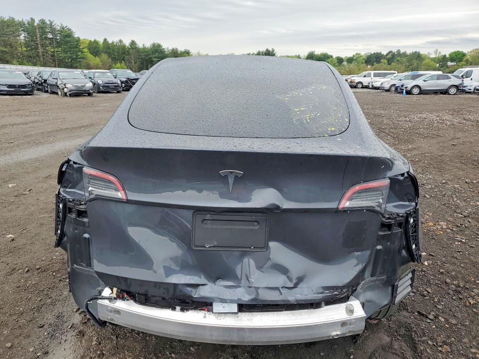 Продажа на аукционе авто 2024 Tesla Model Y, vin: 7SAYGDED5RF008937, номер лота: 51177346