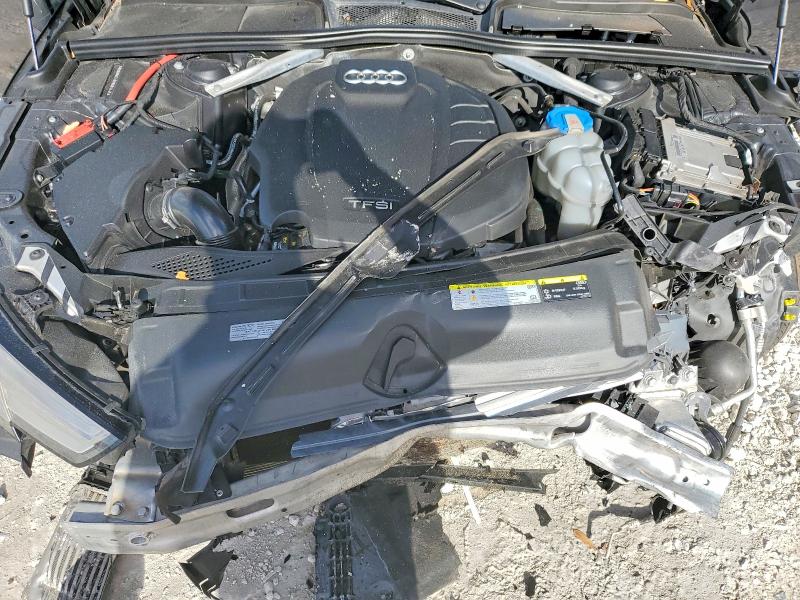 49153786 :رقم المزاد ، WAUGMAF40KN001445 vin ، 2019 Audi A4 مزاد بيع