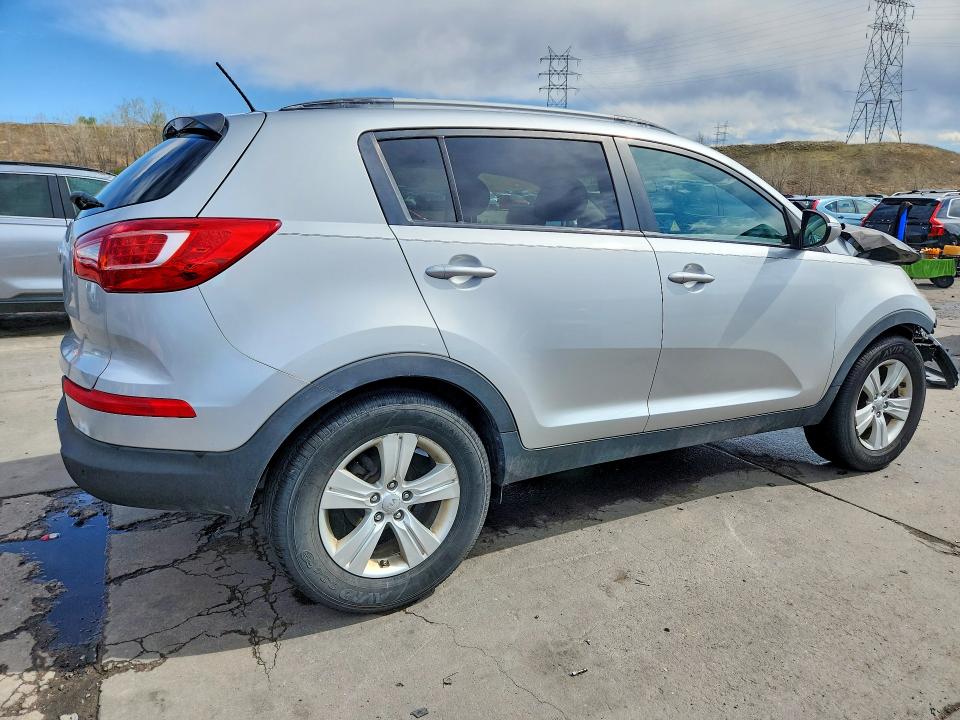 2013 Kia Sportage მანქანა იყიდება აუქციონზე, vin: KNDPB3A22D7517260, აუქციონის ნომერი: 48976826