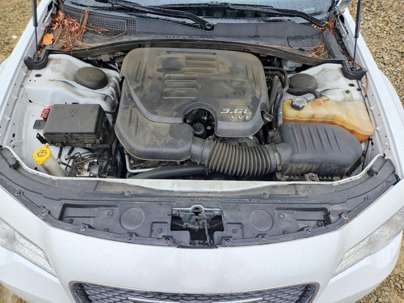 2015 Chrysler 300c მანქანა იყიდება აუქციონზე, vin: 2C3CCAEG0FH815601, აუქციონის ნომერი: 48713446