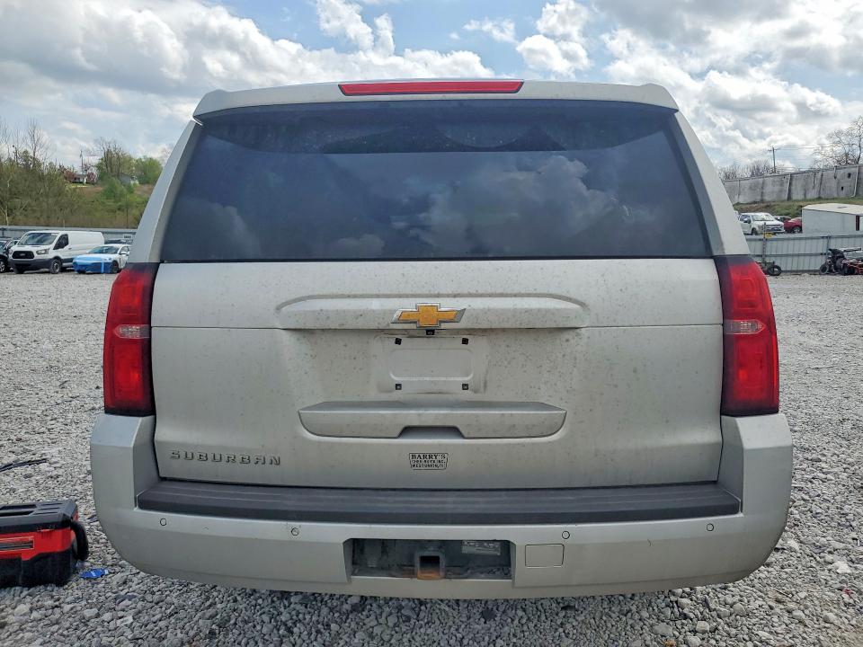 48779576 :رقم المزاد ، 1GNSKHKC5JR242893 vin ، 2018 Chevrolet Suburban مزاد بيع