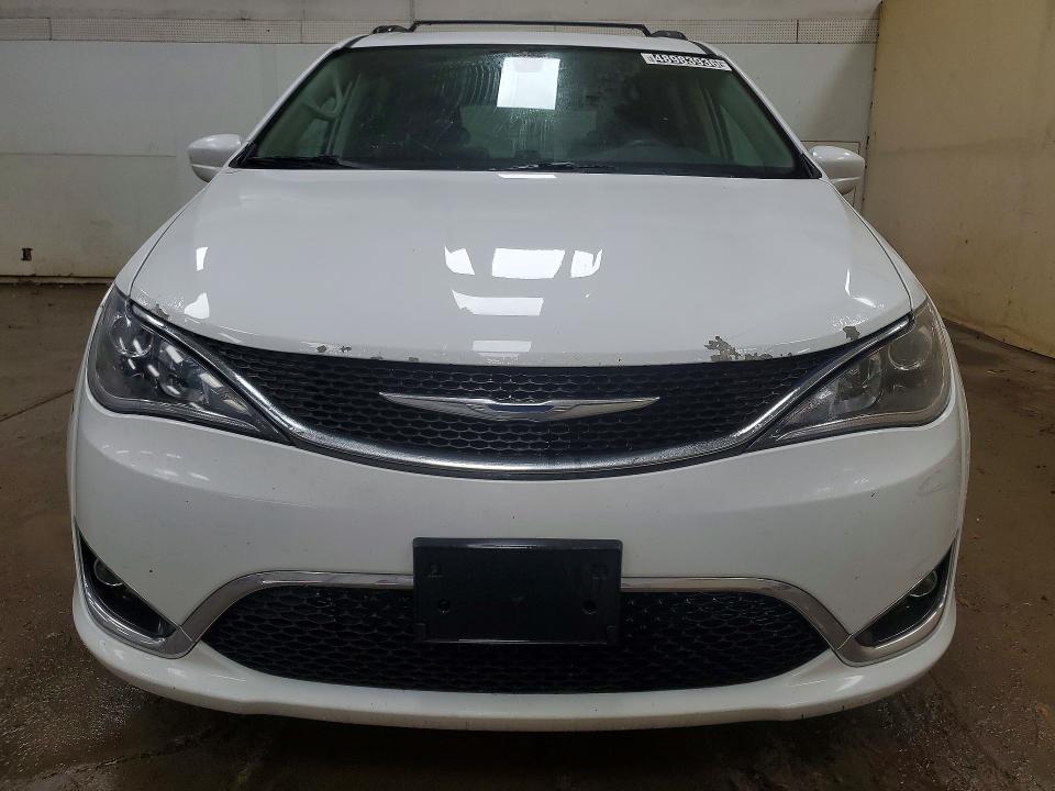 Продажа на аукционе авто 2017 Chrysler Pacifica, vin: 2C4RC1BG6HR553221, номер лота: 48983936