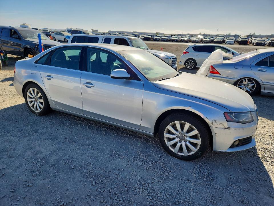 2011 Audi A4 მანქანა იყიდება აუქციონზე, vin: WAUEFAFL0BN051383, აუქციონის ნომერი: 48865126