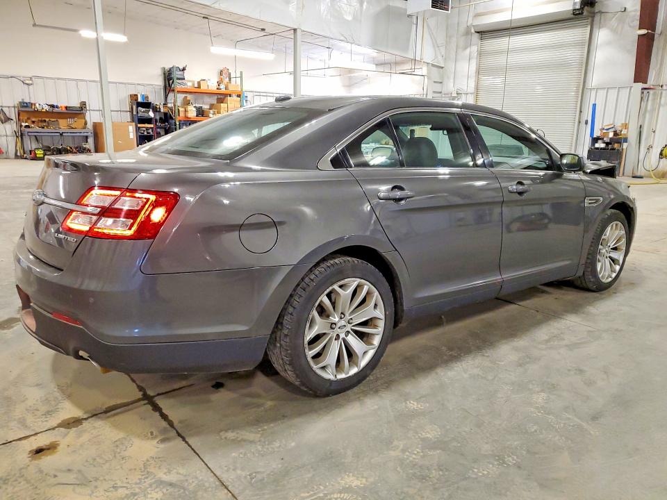 51855396 :رقم المزاد ، 1FAHP2F88HG123545 vin ، 2017 Ford Taurus مزاد بيع