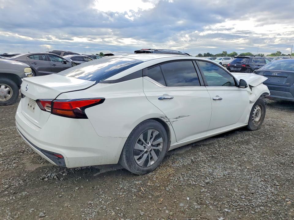 49540496 :رقم المزاد ، 1N4BL4BV1KC218262 vin ، 2019 Nissan Altima مزاد بيع