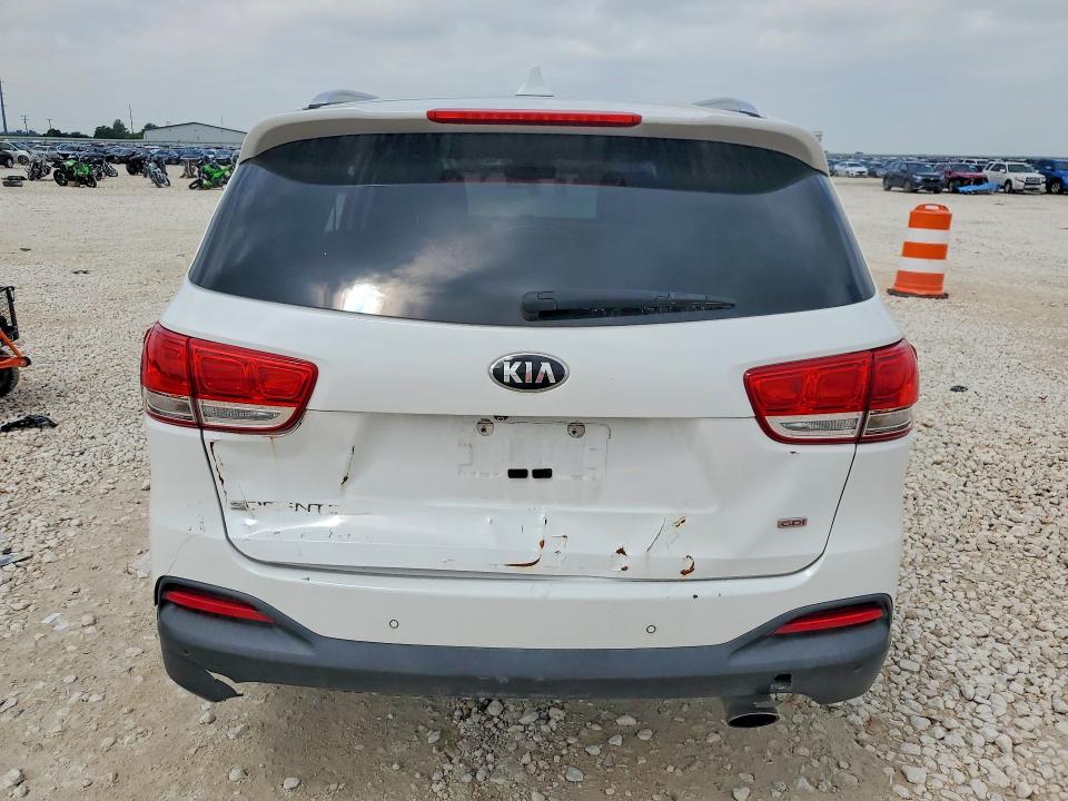 51022586 :رقم المزاد ، 5XYPG4A34HG226770 vin ، 2017 Kia Sorento مزاد بيع