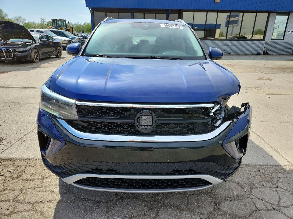 50843706 :رقم المزاد ، 3VVEX7B2XPM306947 vin ، 2023 Volkswagen Taos مزاد بيع