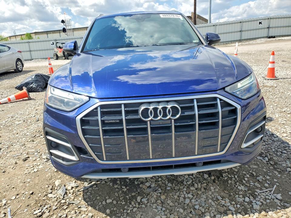 48937816 :رقم المزاد ، WA1BAAFY0M2052368 vin ، 2021 Audi Q5 مزاد بيع