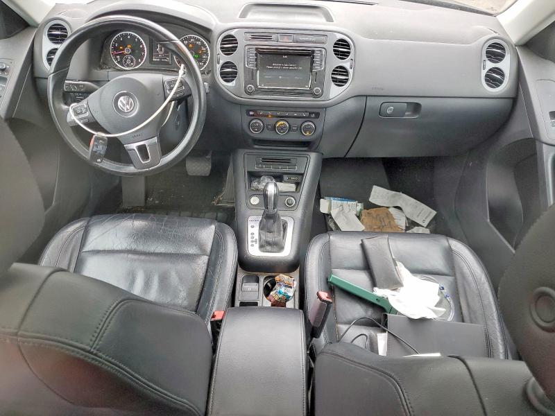 48351326 :رقم المزاد ، WVGUV7AX3HK012971 vin ، 2017 Volkswagen Tiguan مزاد بيع