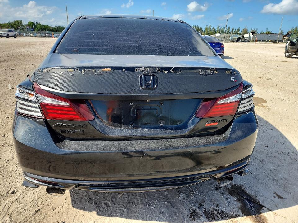 Auction sale of the 2017 Honda Accord, vin: 1HGCR2F5XHA051255, lot number: 51257206