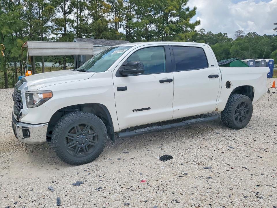 Продаж на аукціоні авто 2018 Toyota Tundra, vin: 5TFDW5F18JX687024, номер лоту: 47208606