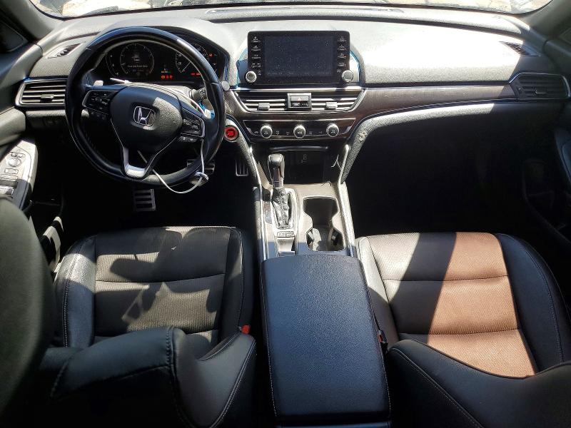 50834636 :رقم المزاد ، 1HGCV1F36JA166560 vin ، 2018 Honda Accord مزاد بيع