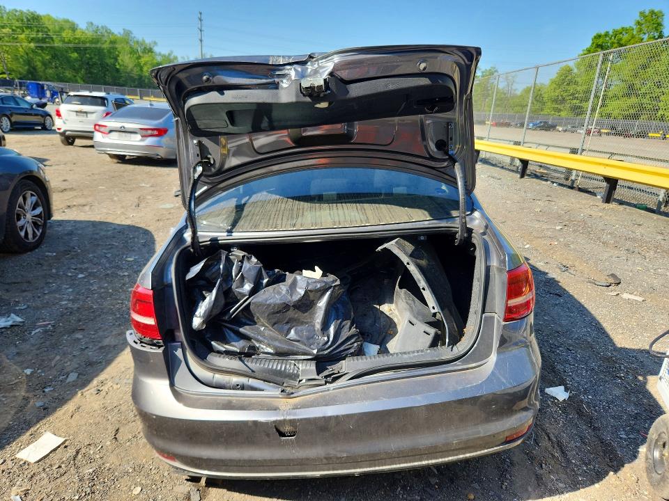 51100296 :رقم المزاد ، 3VW2K7AJ2FM243198 vin ، 2015 Volkswagen Jetta مزاد بيع