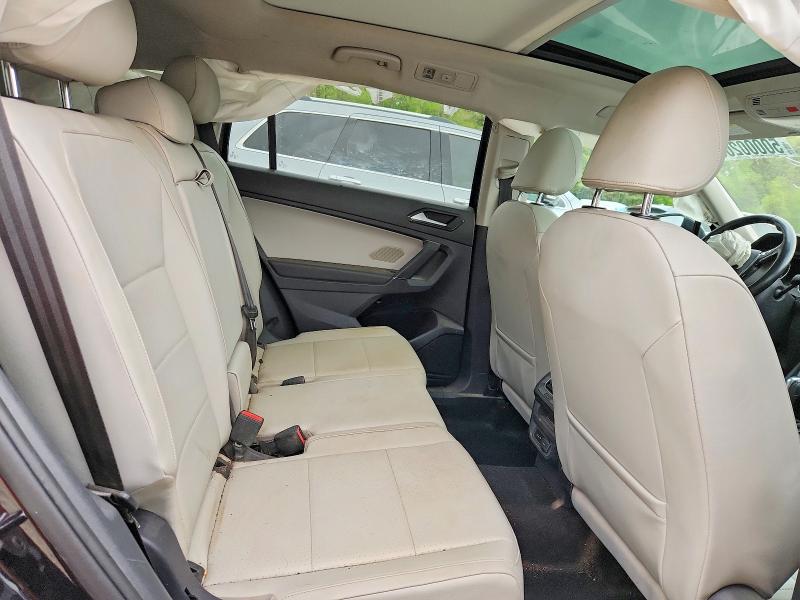 Продаж на аукціоні авто 2018 Volkswagen Tiguan, vin: 3VV2B7AX8JM198575, номер лоту: 50000206