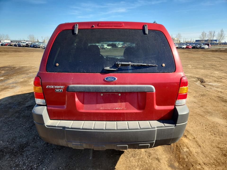 2003 Ford Escape მანქანა იყიდება აუქციონზე, vin: 1FMYU93133KA22143, აუქციონის ნომერი: 49666166