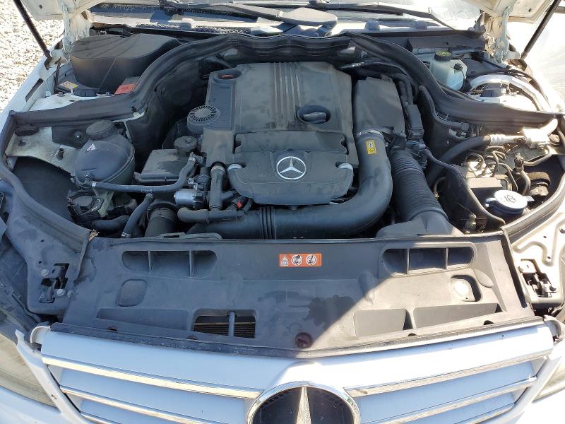 Продаж на аукціоні авто 2013 Mercedes-benz C, vin: WDDGF4HB0DA807361, номер лоту: 50418536
