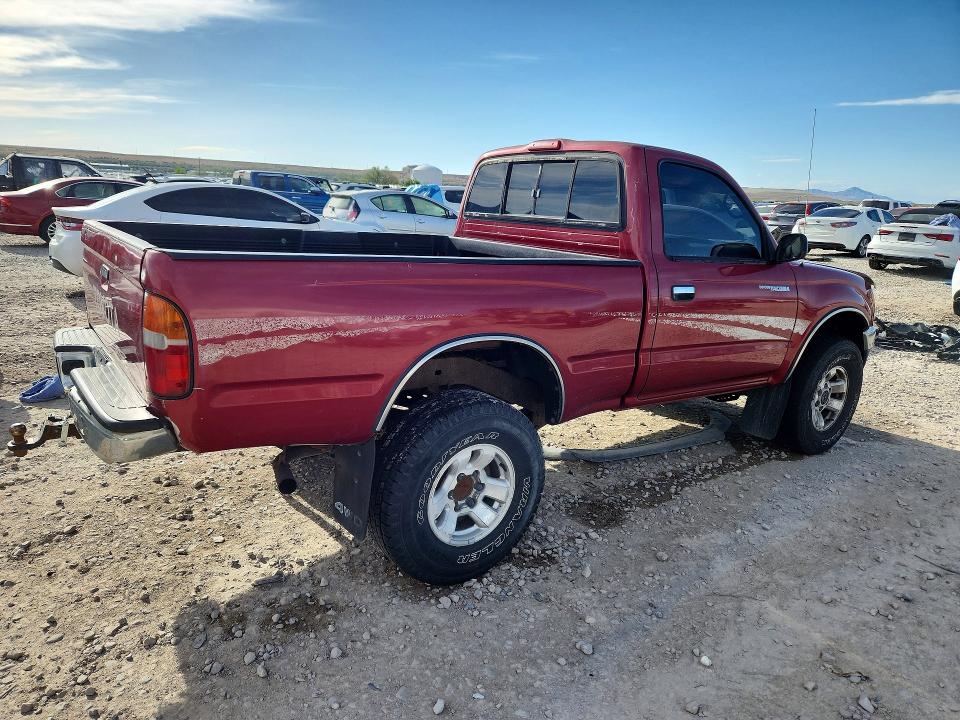 50662016 :رقم المزاد ، 4TAUN61C2SZ061150 vin ، 1995 Toyota Tacoma مزاد بيع