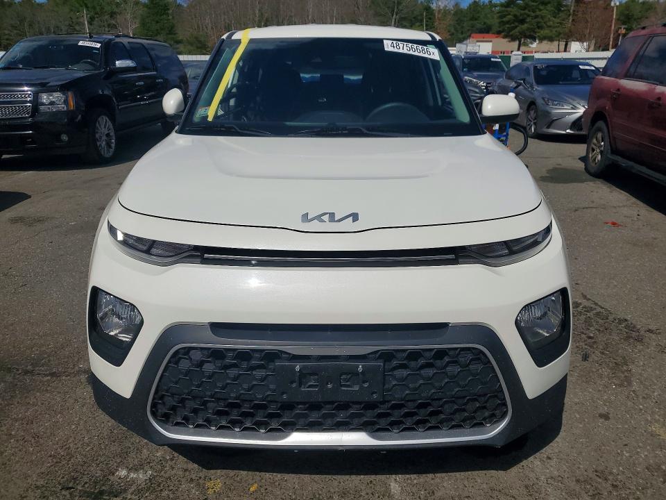 2022 Kia Soul მანქანა იყიდება აუქციონზე, vin: KNDJ23AU2N7177939, აუქციონის ნომერი: 48756686