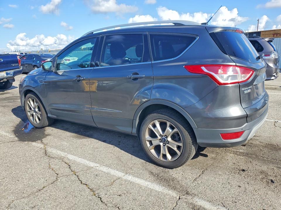 Продаж на аукціоні авто 2015 Ford Escape, vin: 1FMCU9J93FUB33643, номер лоту: 49510116