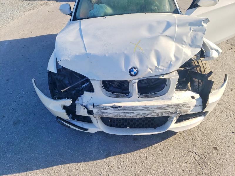 2011 Bmw 135 მანქანა იყიდება აუქციონზე, vin: WBAUN7C52BVM24754, აუქციონის ნომერი: 48892716