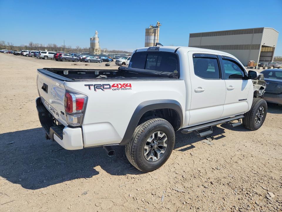 48455036 :رقم المزاد ، 5TFCZ5ANXMX246741 vin ، 2021 Toyota Tacoma مزاد بيع