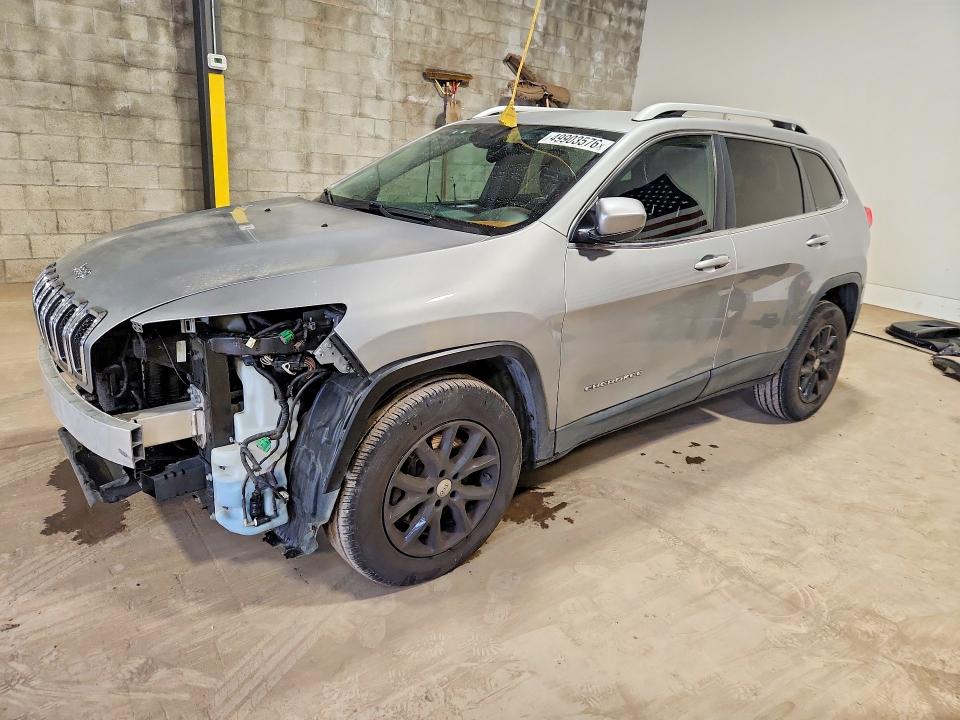 49903576 :رقم المزاد ، 1C4PJMCS1GW153929 vin ، 2016 Jeep Cherokee مزاد بيع