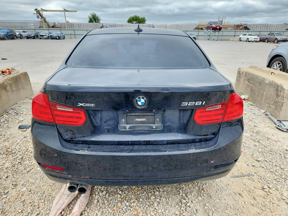 50167896 :رقم المزاد ، WBA3B3C51EJ977792 vin ، 2014 Bmw 328 مزاد بيع