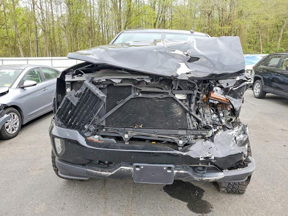 2018 Chevrolet Silverado მანქანა იყიდება აუქციონზე, vin: 3GCUKREC1JG528940, აუქციონის ნომერი: 50803306