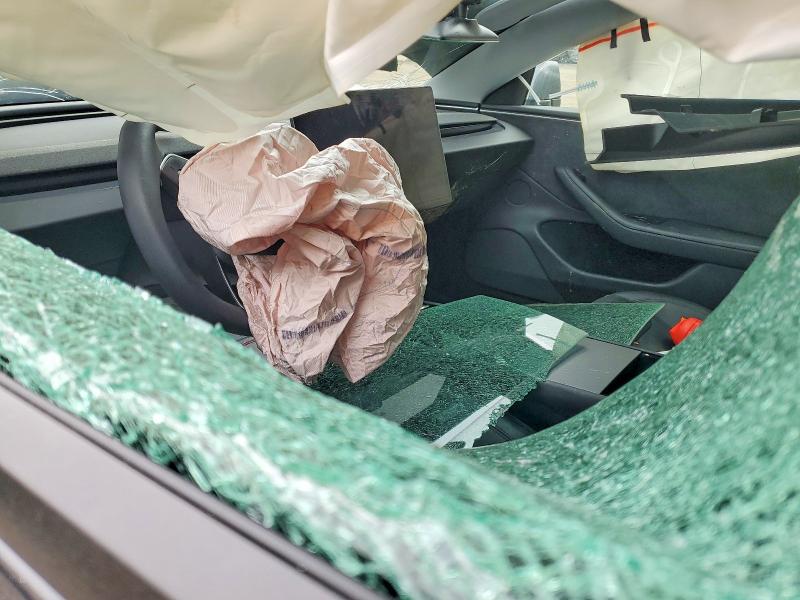51714306 :رقم المزاد ، 5YJ3E1EB2SF900529 vin ، 2025 Tesla Model 3 مزاد بيع