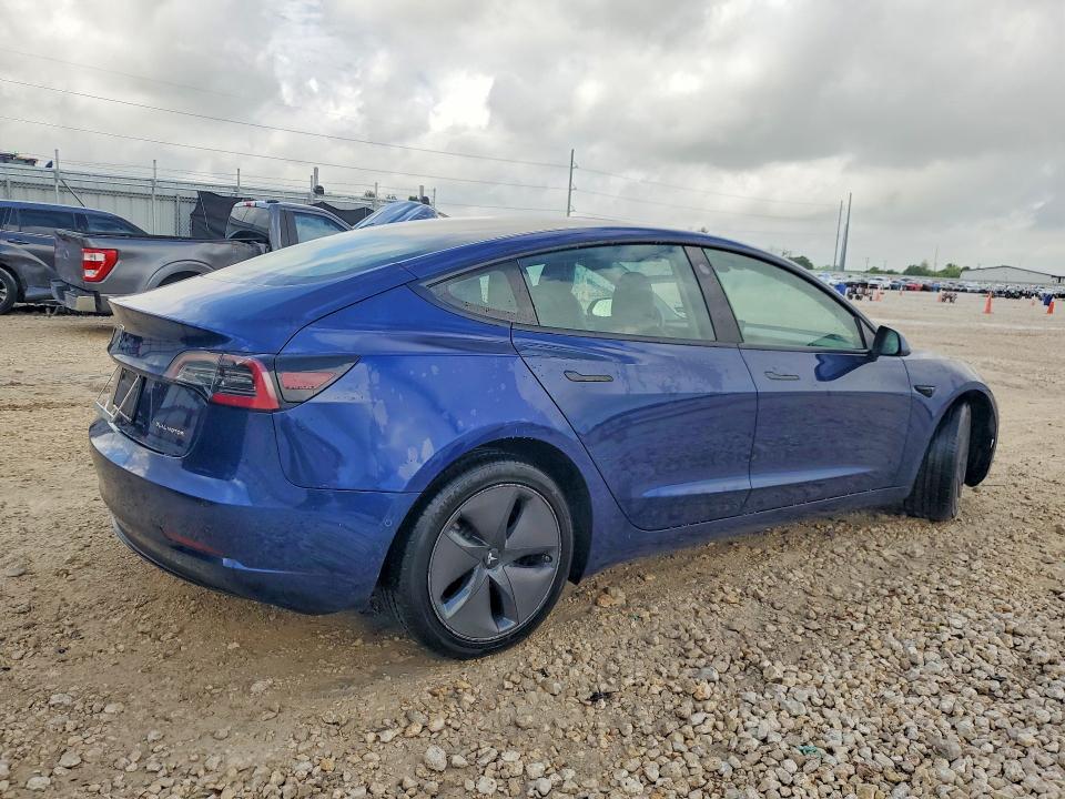 Продажа на аукционе авто 2022 Tesla Model 3, vin: 5YJ3E1EB9NF285711, номер лота: 49439666