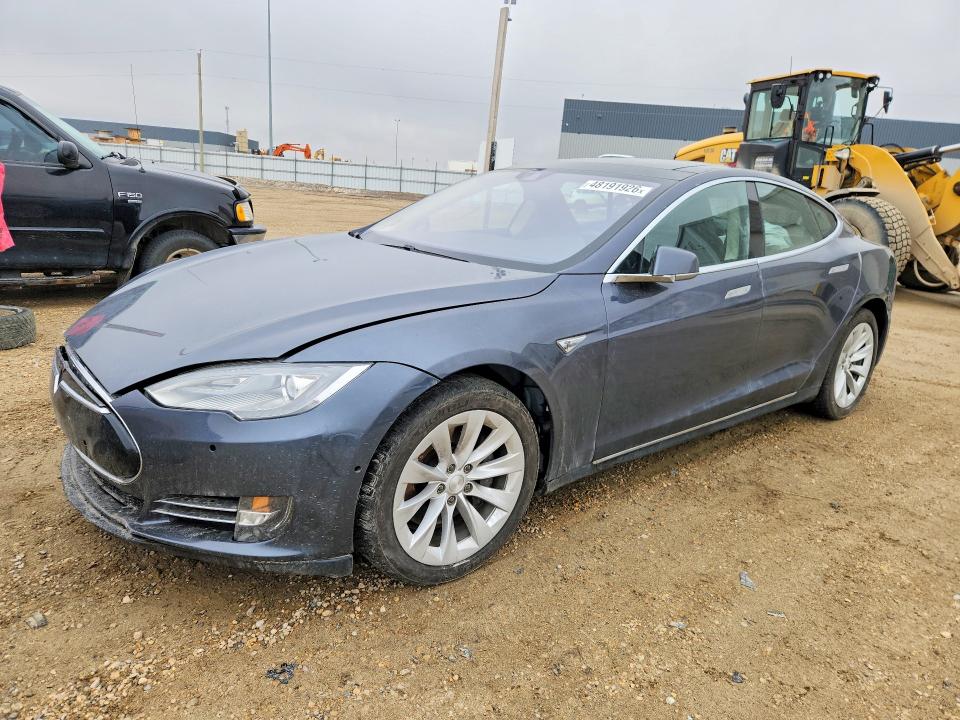 Продажа на аукционе авто 2015 Tesla Model S, vin: 5YJSA1H23FFP75632, номер лота: 48191926