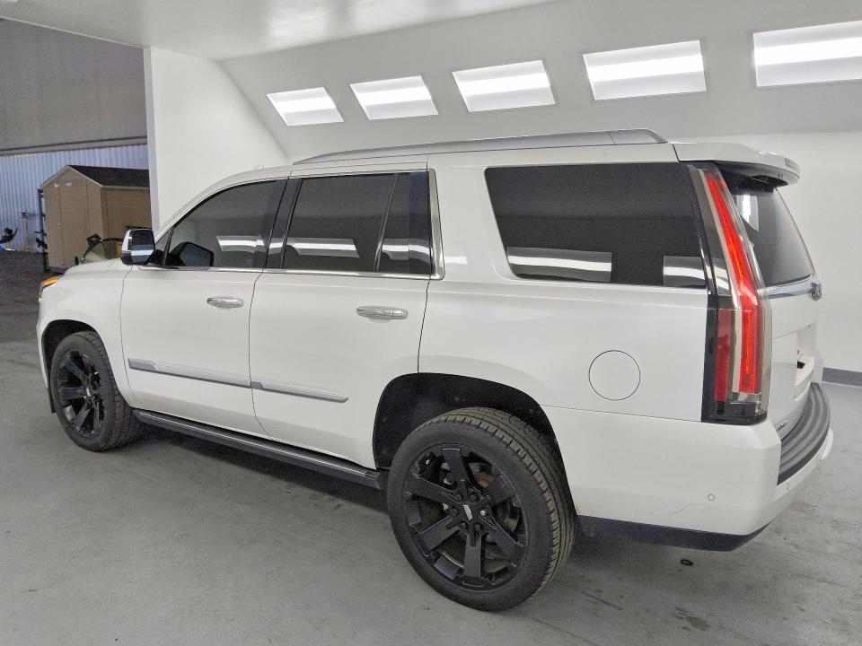 2019 Cadillac Escalade მანქანა იყიდება აუქციონზე, vin: 1GYS4CKJ9KR348036, აუქციონის ნომერი: 48528516