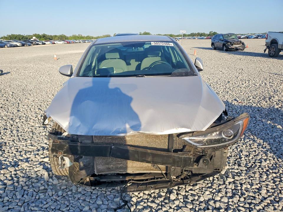 50572486 :رقم المزاد ، KMHD84LF7HU068085 vin ، 2017 Hyundai Elantra مزاد بيع