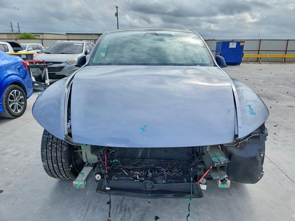 Продажа на аукционе авто 2026 Tesla Model Y, vin: 7SAYGDEE2TA415076, номер лота: 48287236