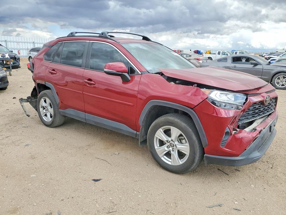 Продажа на аукционе авто 2021 Toyota Rav4, vin: 2T3W1RFV0MW155230, номер лота: 49661526