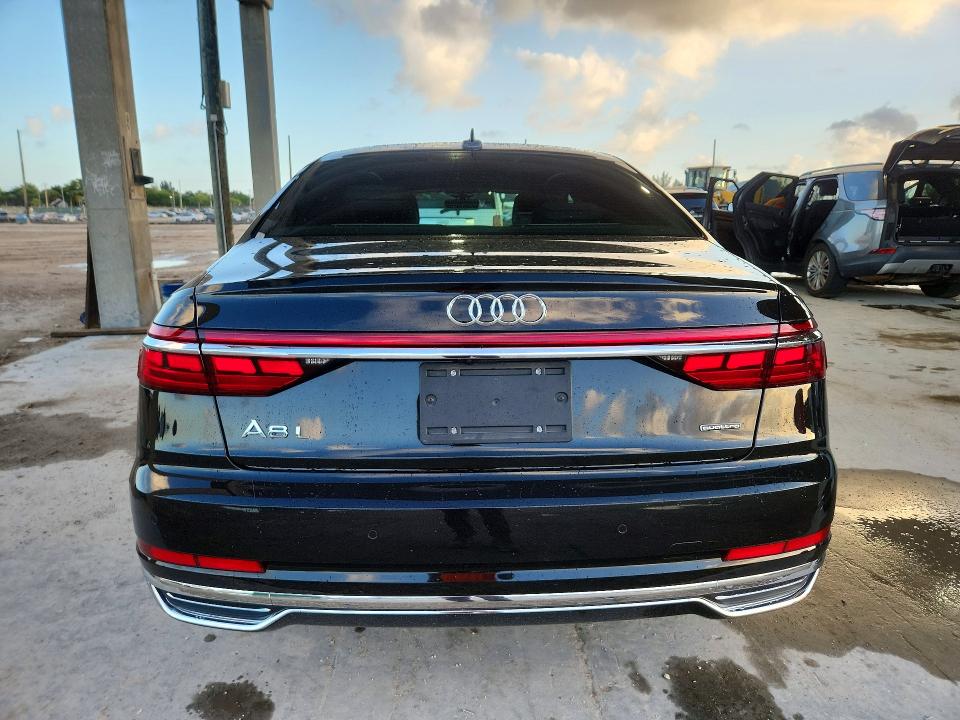 Продаж на аукціоні авто 2019 Audi A8, vin: WAU8DBF84KN013921, номер лоту: 48074176